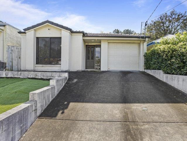 Low Maintenance Single Level Living in a Quiet and Convenient Location