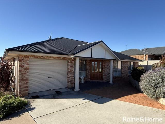 Low Maintenance Spacious & Sunny Living Areas & a Flexible Layout