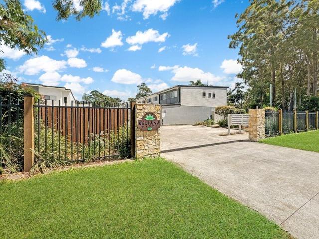 Low maintenance Sunshine Coast living in prime location centrally located to UniSC, shops, beach, Health Precinct, Bruce Highway access and more!
