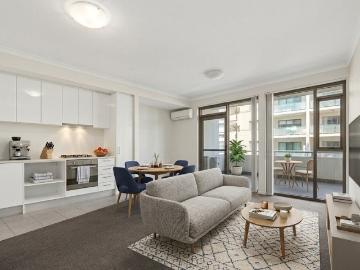Low Maintenance Property in Heart of Success