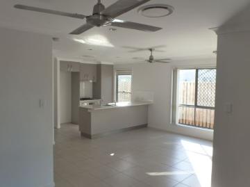 Low Maintenance property Within Walking Distance to Carseldine Rail
