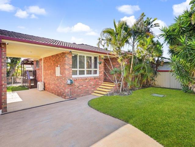 Low Maintenance Waterfront Lifestyle in a Sought After Location