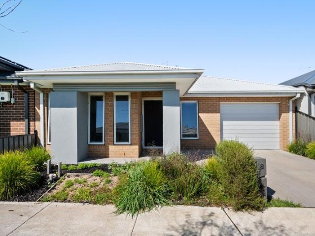 Low Maintenance & Well Presented Family Home