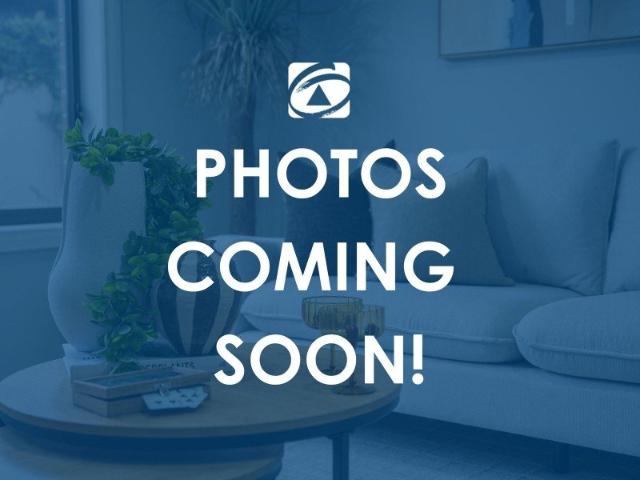 LOW MAINTENANCE TOWNHOUSE IN ASCOT ESTATE!