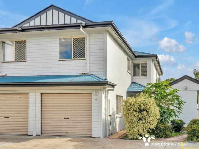 LOW MAINTENANCE TOWNHOUSE IN CENTRAL LOCATION