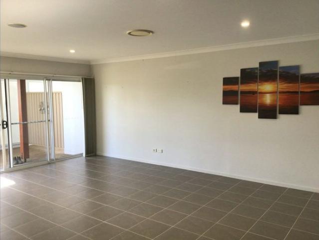 Low maintenance townhouse in quiet location