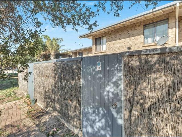 Low Maintenance Townhouse Living in West Lakes