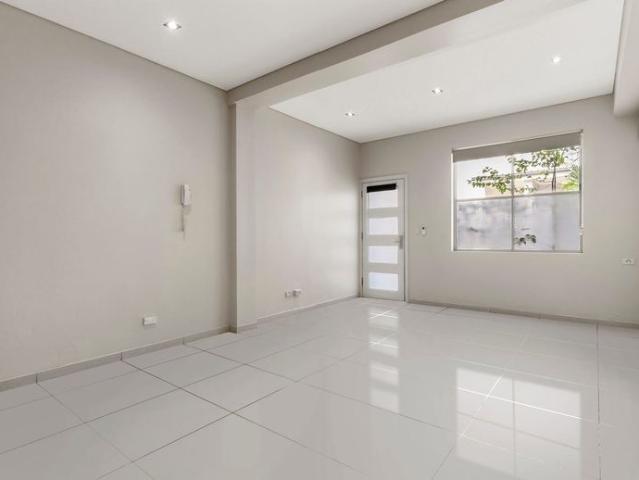 Low Maintenance Townhouse