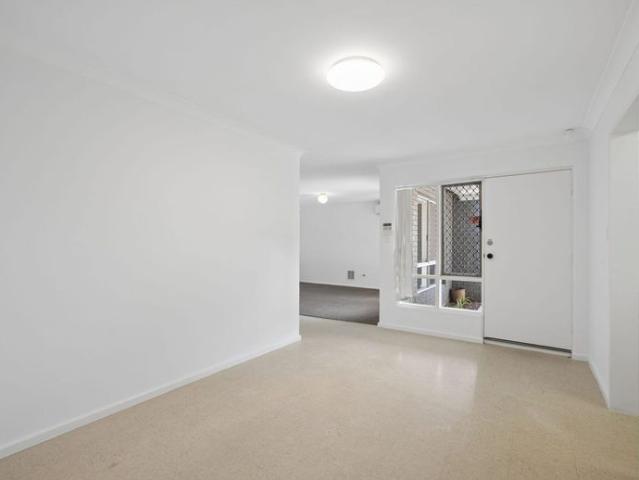 LOW MAINTENANCE THREE BEDROOM HOME REPRESENTS GREAT VALUE