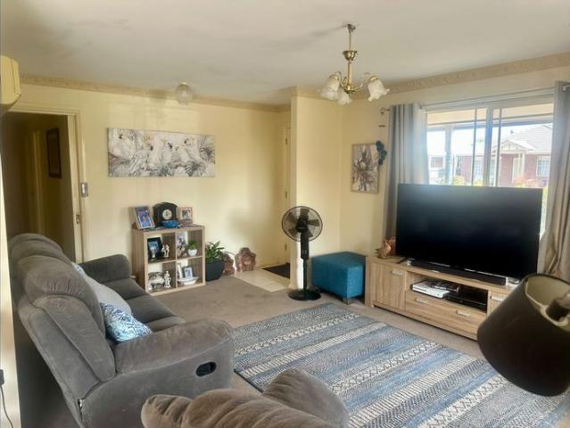 Low Maintenance Two Bedroom Home in Prime Lara Location