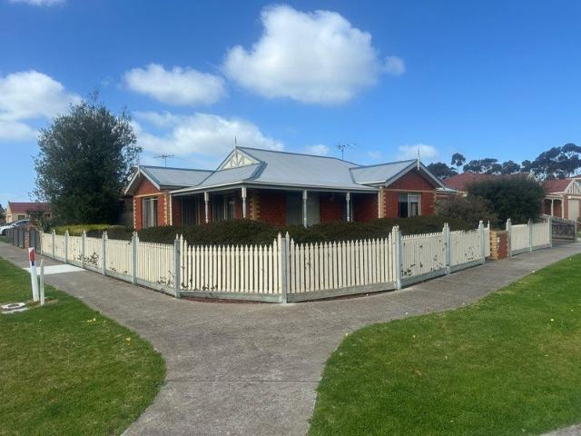 Low Maintenance Two Bedroom Home in Prime Lara Location