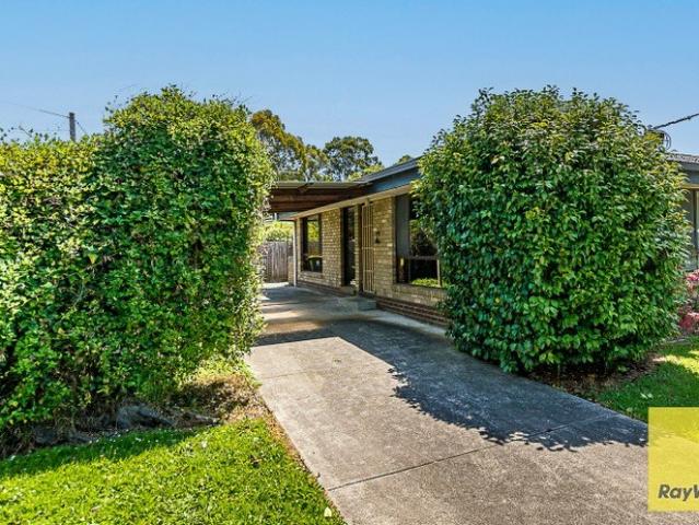 Low Maintenance Two Bedroom Unit in a Convenient Location