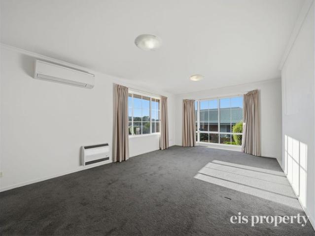 Low Maintenance Unit in Thriving Kingston