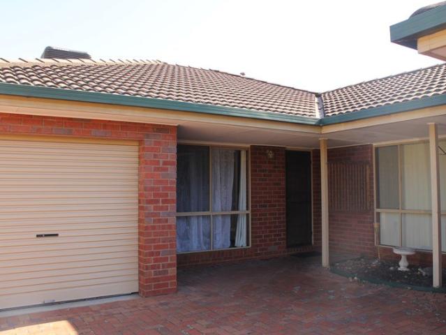LOW MAINTENANCE UNIT IN A CENTRAL LOCATION!