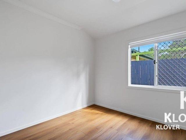 Low Maintenance Unit in a Convenient Location