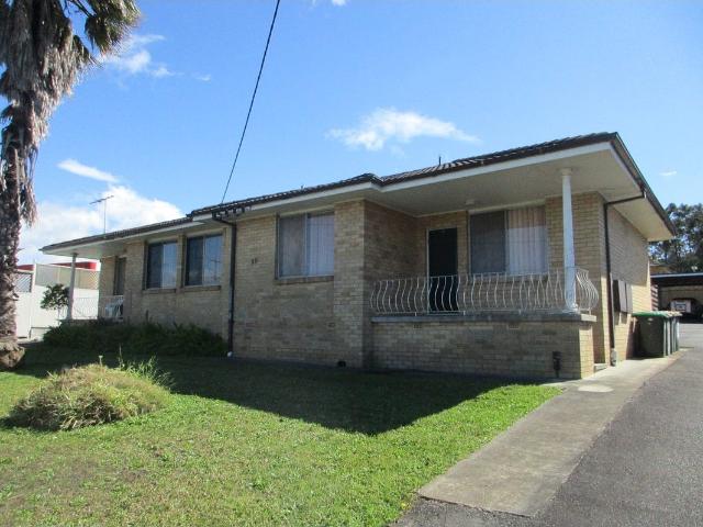 LOW MAINTENANCE UNIT IN HANDY LOCATION