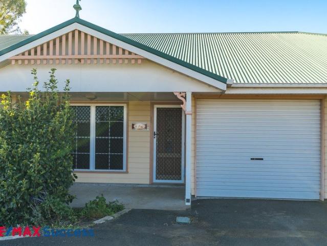 Low Maintenance Unit in Quiet Greenmount Location