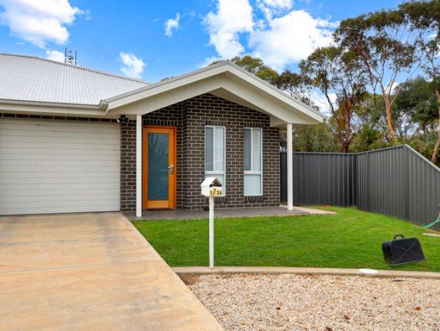Low Maintenance Unit in Quiet Street