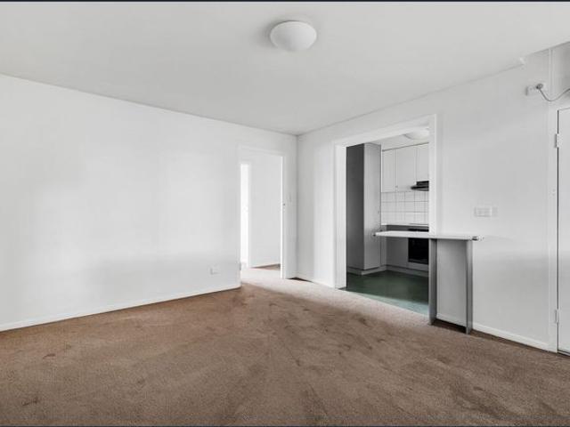 Low Maintenance Unit in Secure Gated Community