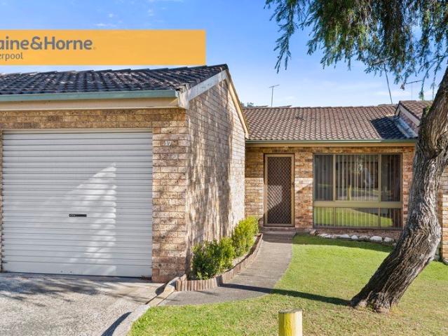 Low Maintenance Villa in Prime Location