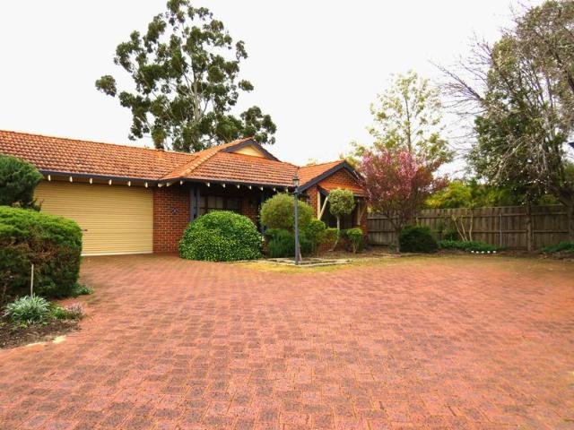 Low Maintenance Villa In The Heart Of Kalamunda