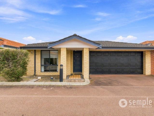 Low Maintenance Villa Living in a Prime Location!