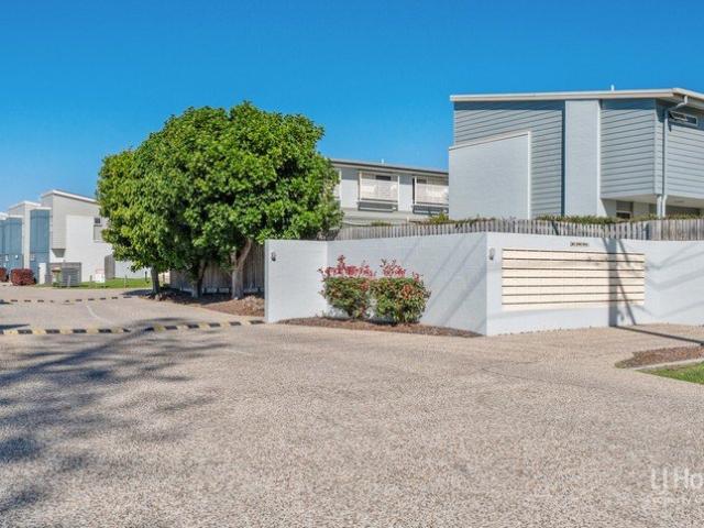 LOW MAINTENANCE VILLA LIVING IN A QUIET BRENDALE COMPLEX
