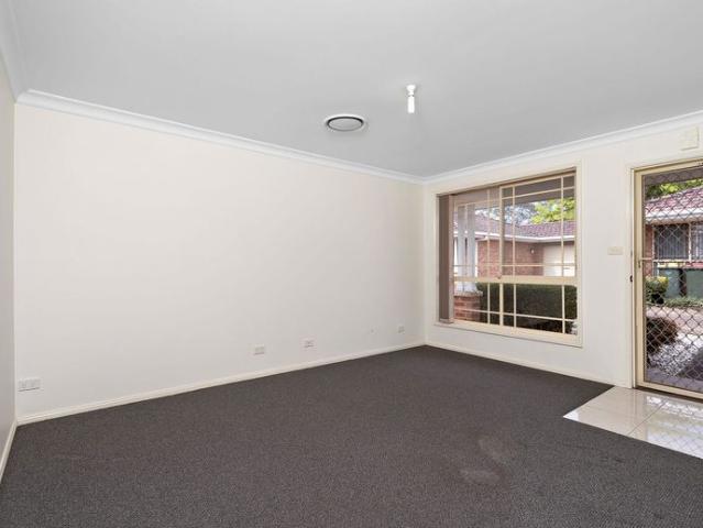 LOW MAINTENANCE VILLA WITH DUCTED AIR CONDITIONING