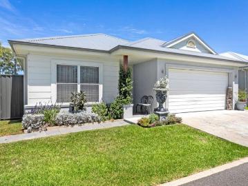 Bobs Farm, Port Stephens - Garden, Swimming pool