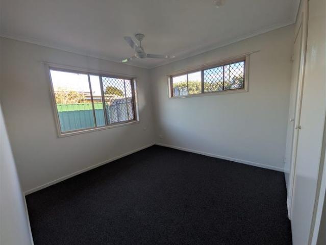 Low Set Brick Unit
