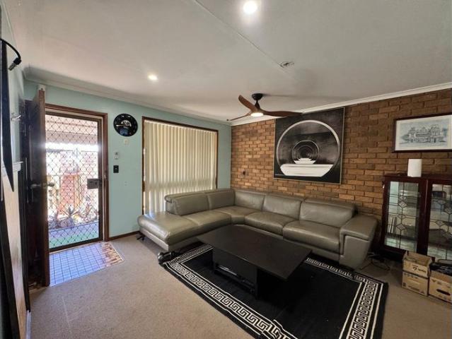Low Set Brick Unit Just 25m from the Water 11/89 Sutton Street Redcliffe QLD 4020