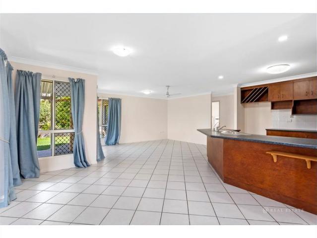 Low set family home in Ocean View Estate