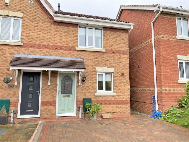 Low Valley Close, Ketley TF1, 2 bed semi detached house to rent, £825 pcm | PrimeLocation