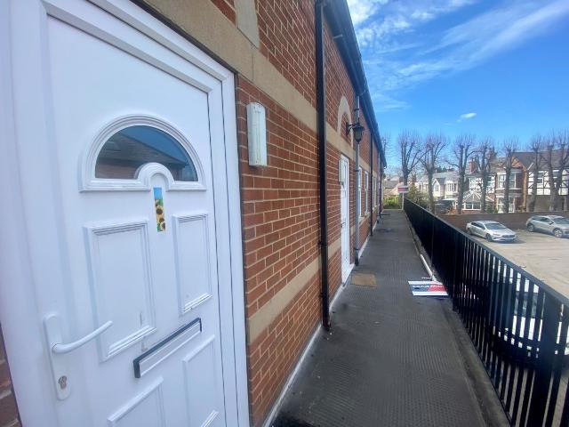 Lowater Street, Nottingham NG4, 3 bed flat to rent, £1,000 pcm | PrimeLocation