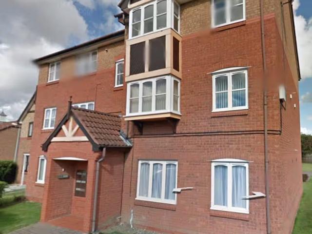 Lowdale Close, Hull, East Yorkshire, HU5 2 bed flat to rent £850 pcm £196 pw