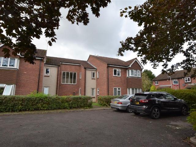 Lowdell Close, West Drayton UB7, Studio to rent, £1,050 pcm | PrimeLocation