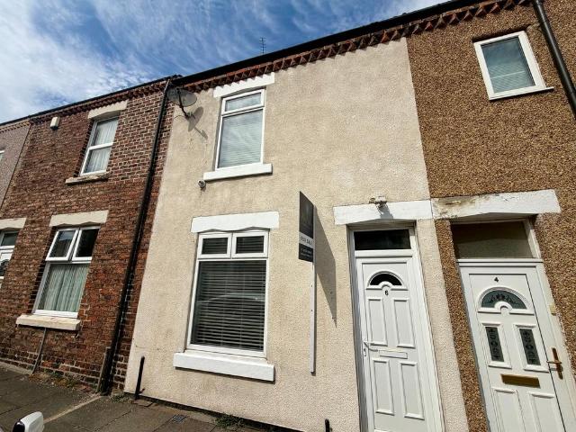 Lowe Street, Darlington, DL3 2 bed terraced house to rent £650 pcm £150 pw
