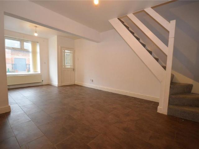 Lowell Street, Liverpool, Merseyside, L4 2 bed terraced house to rent £775 pcm £179 pw