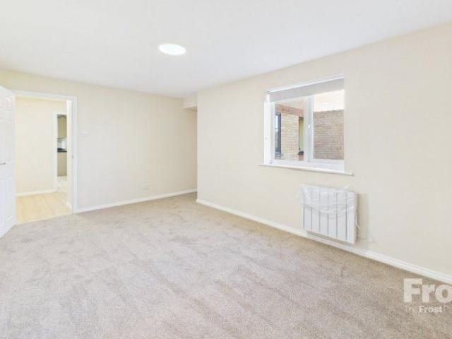 Lowestoft Drive, Slough, Berkshire,SL1