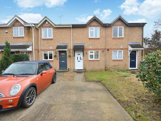 Lowestoft Drive, Slough, Berkshire SL1, 2 bed terraced house to rent, £1,600 pcm | PrimeLocation