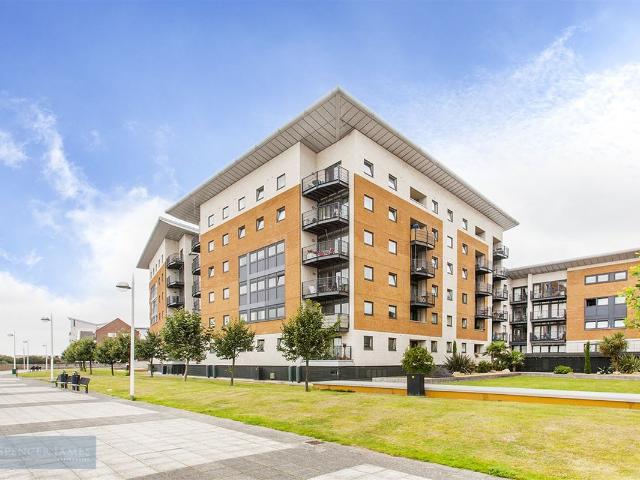 Lowestoft Mews E16, 3 bed flat to rent, £2,500 pcm | PrimeLocation