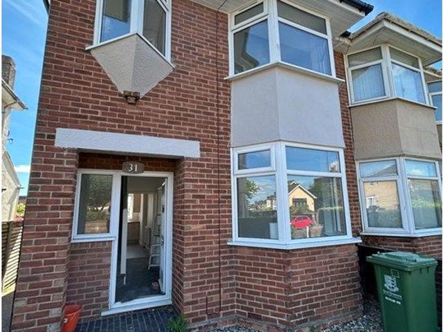 Lowestoft Road, Great Yarmouth NR31, 3 bed semi detached house to rent, £1,250 pcm | PrimeLocation