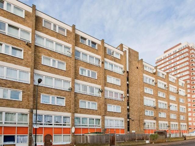 Loweswater House, Mile End E3, 3 bed flat to rent, £2,350 pcm | PrimeLocation