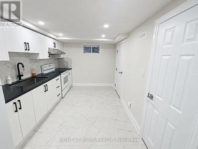 Lower 59 Marblemount Crescent, Toronto, ON, M1T 2H5 house for lease | Listing ID E13806 | Royal LePage