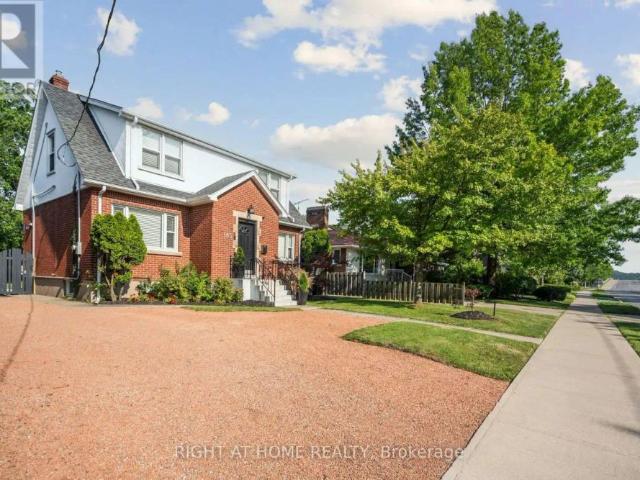 LOWER 105 GLENRIDGE AVENUE — 2 Bedroom