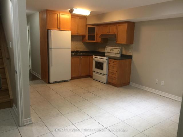 Lower 150 Wiltshire Avenue in Toronto: Weston Pellam Park House for lease Toronto W03: MLS®# W12876800
