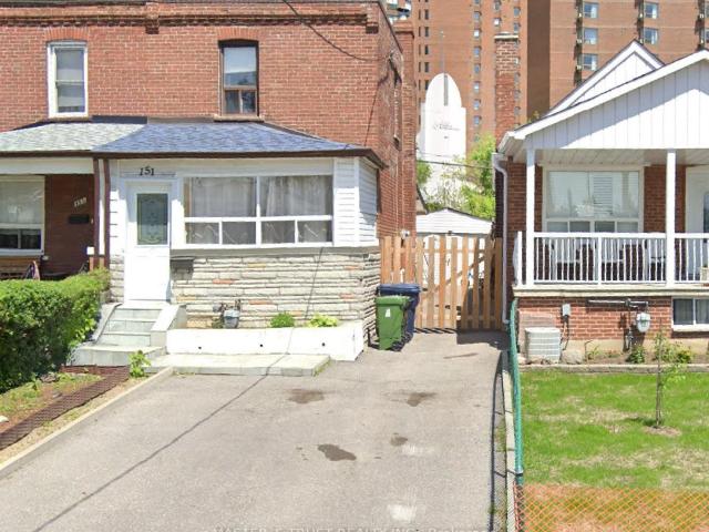 Lower 151 Dynevor Road in Toronto: Caledonia Fairbank House for lease Toronto W03: MLS®# W12684162