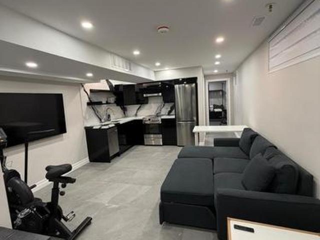 Lower 18 Wroxeter Avenue, Toronto, ON, M4K 1J6 house for lease | Listing ID E13109 | Royal LePage