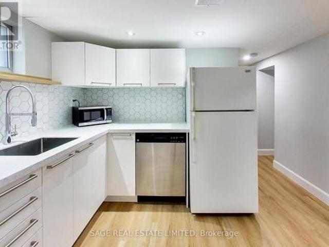 Lower 2505 Gerrard Street E, Toronto, ON, M1N 1W7 house for lease | Listing ID E13782 | Royal LePage