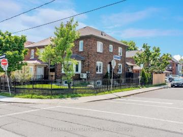 Lower 290 Westmount Avenue in Toronto: Oakwood Village House for lease Toronto C03: MLS®# C12977410
